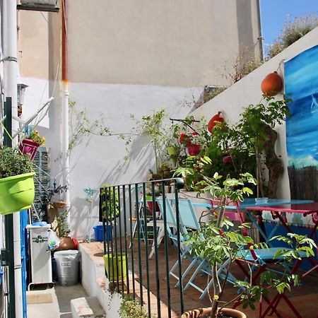 Хостел Au Petit Chez Soi Кассі Екстер'єр фото
